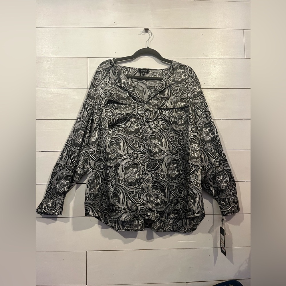 Silky Black and White Longsleeve Blouse, Jones New York